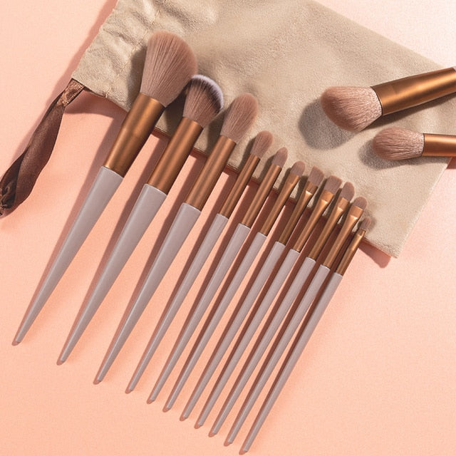 SoftGlow™-Fluffy Makeup Brushes Set