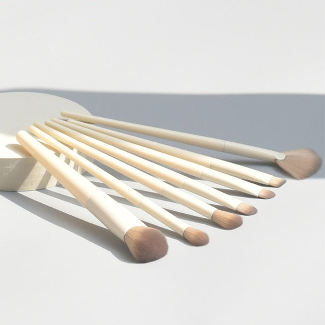 SoftGlow™-Fluffy Makeup Brushes Set